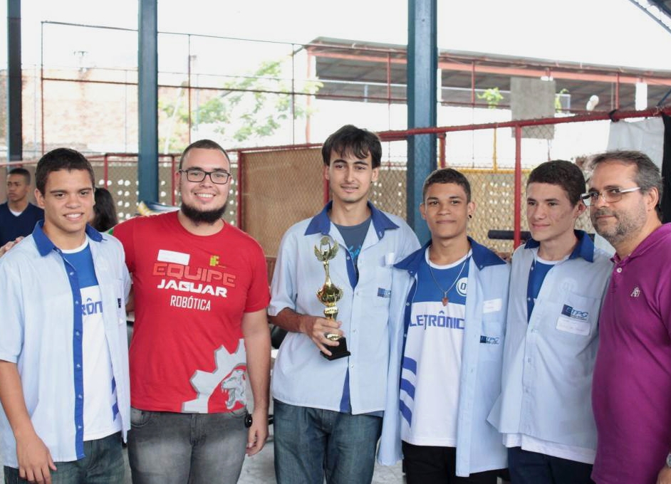 ETPC conquista segundo lugar no I Torneio de Robótica IFRJ